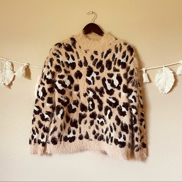 Gianni Bini Sweaters - Gianni Bini | Leopard Eyelash Sweater